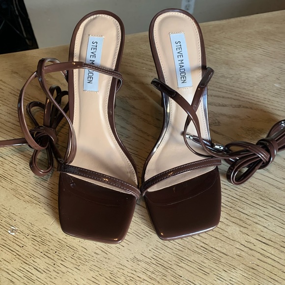 Steve Madden Uplift - Picture 2 of 4